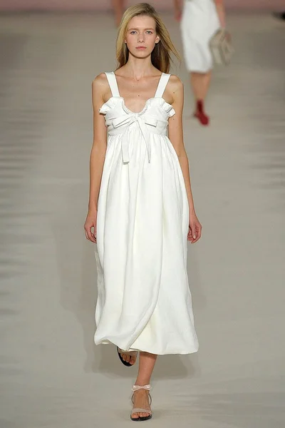 Look 9